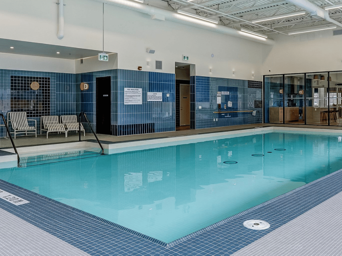 The indoor pool at The Towns at York Mills & Leslie.'s Pavilion